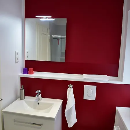 בית נופש Ganzes Monteurhaus Mit 4 Schlafzimmern Fuer Bis Zu 8 Gaeste דיסבורג