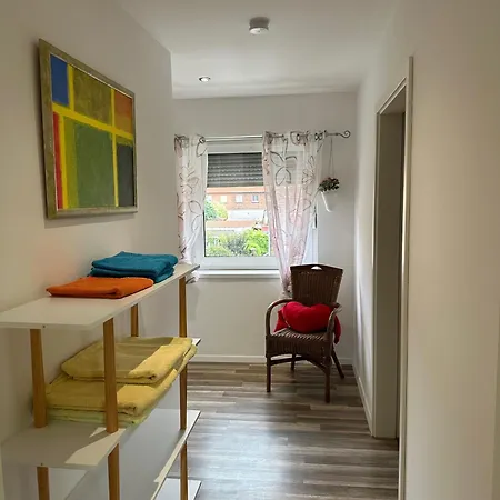 Ganzes Monteurhaus Mit 4 Schlafzimmern Fuer Bis Zu 8 Gaeste * דיסבורג