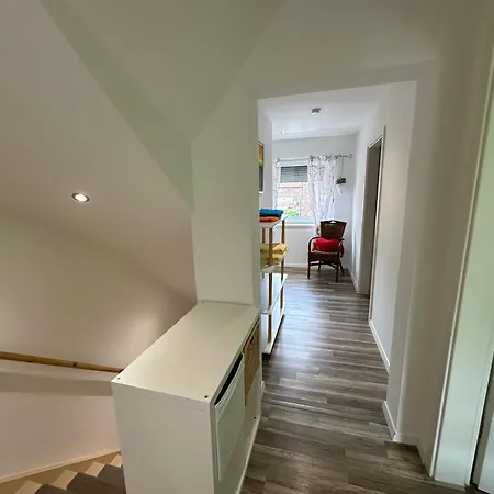 度假居 Ganzes Monteurhaus Mit 4 Schlafzimmern Fuer Bis Zu 8 Gaeste *