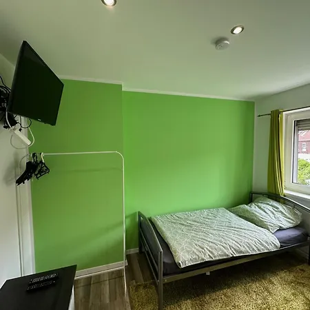 Ganzes Monteurhaus Mit 4 Schlafzimmern Fuer Bis Zu 8 Gaeste