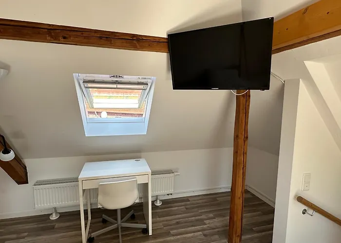 Ganzes Monteurhaus Mit 4 Schlafzimmern Fuer Bis Zu 8 Gaeste * Duisbourg